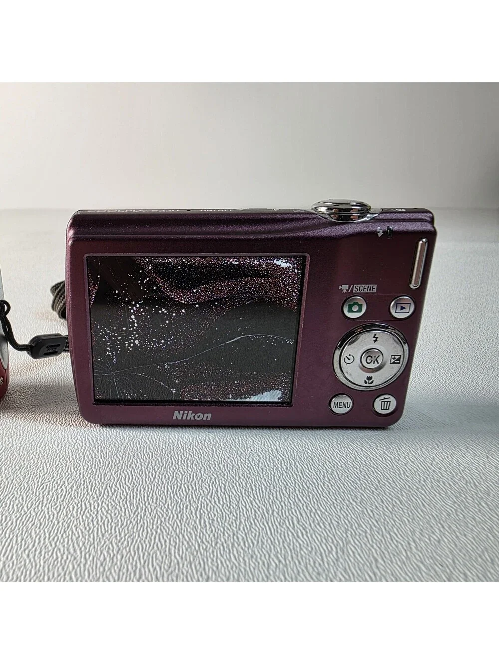 Nikon Coolpix Digital Camera Lot Of 2 For Parts S203 & S220 Broken LCD Screens